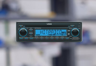 VDO 24 Volt RDS Tuner mit CD/ USB/ Bluetooth und DAB+